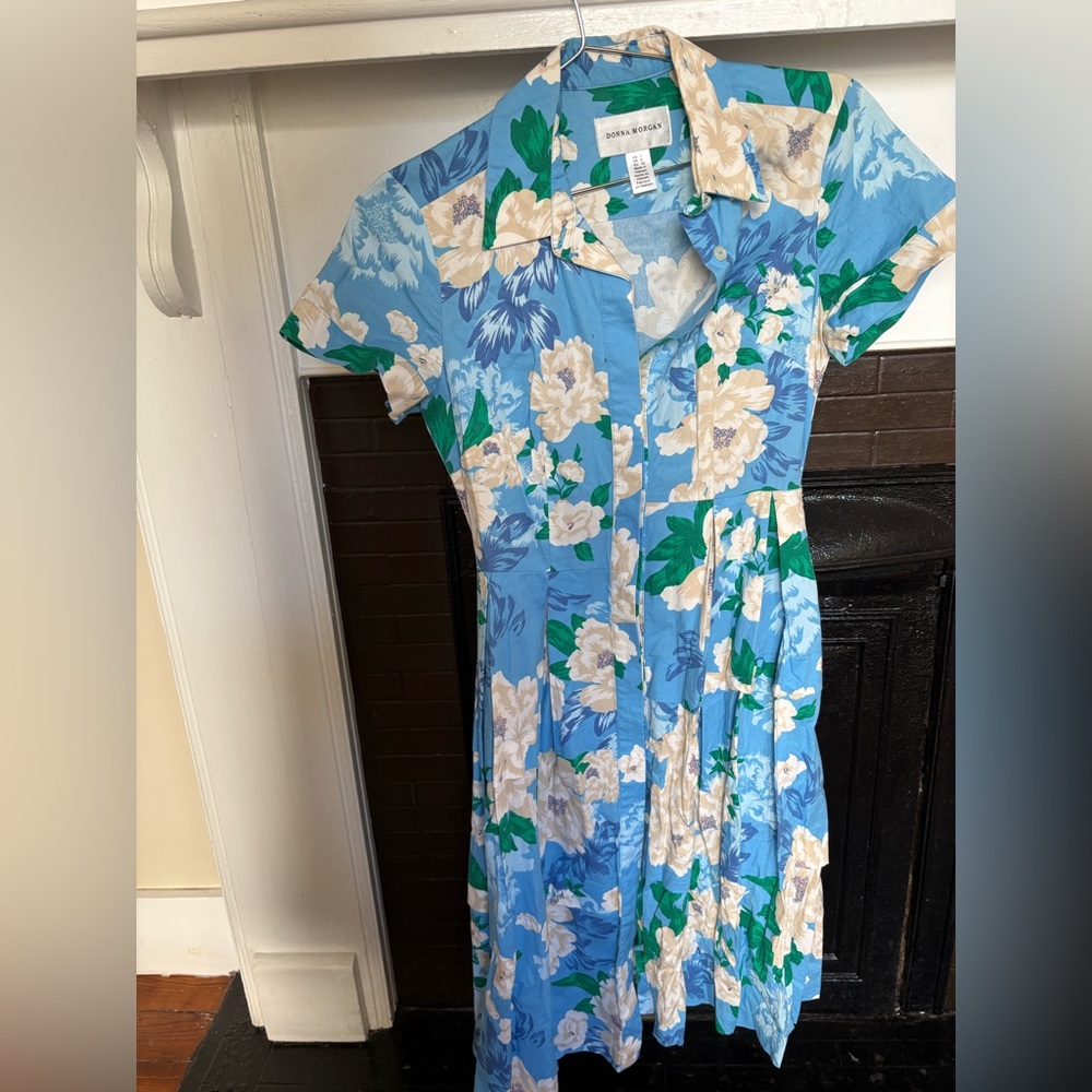 Donna Morgan Blue Floral Midi Dress with Cream Blooms